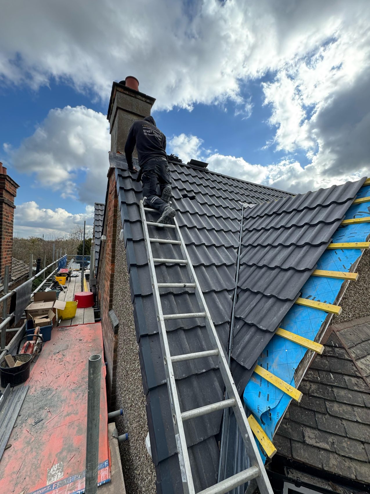 03 · Re-covering the roof slope by slope, membrane and battens on the next slope