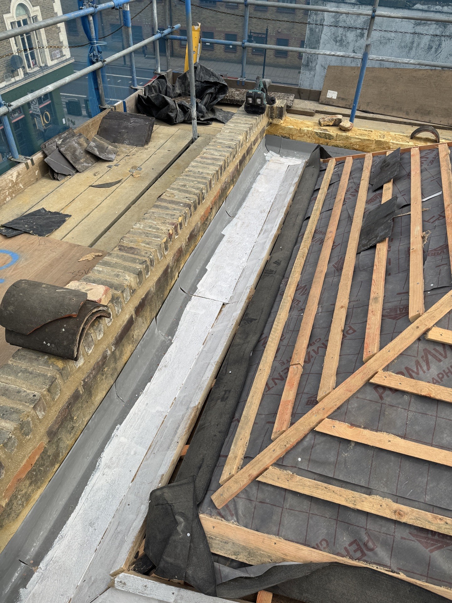 London roof mid work
